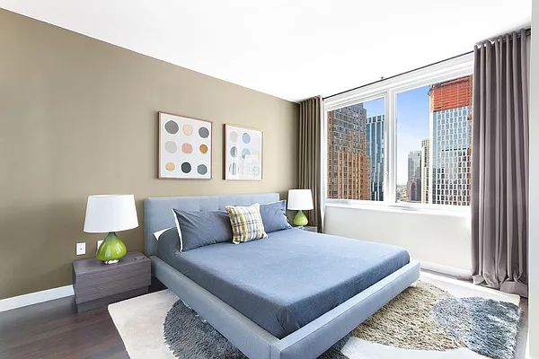 Sold by Compass | media 8