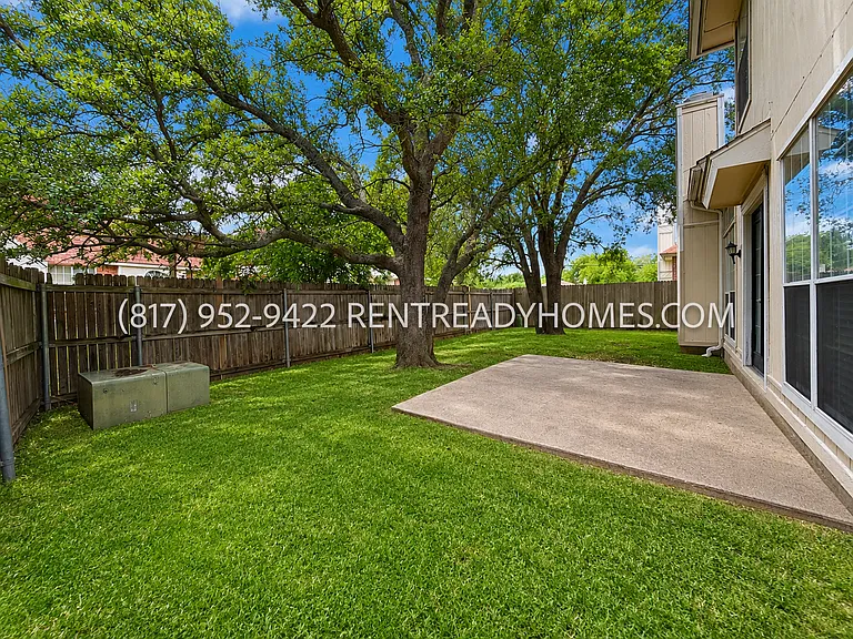 7504 Trotter Ct — Photo 6