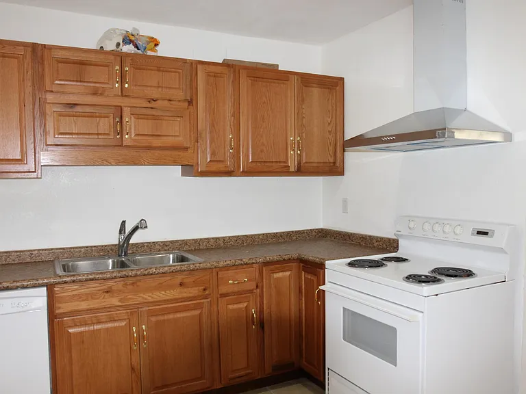 1240 Kempsville Rd — Photo 8