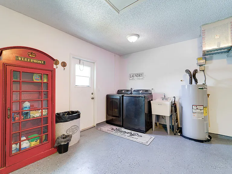 2822 Palomar St — Photo 39