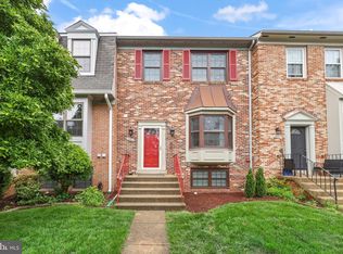 3950 Tallow Tree Pl, Fairfax, VA 22033