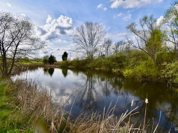 15415 Opera Rd, Leopold, IN 47551