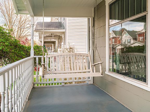 2nd image of 209 E Morrill Ave