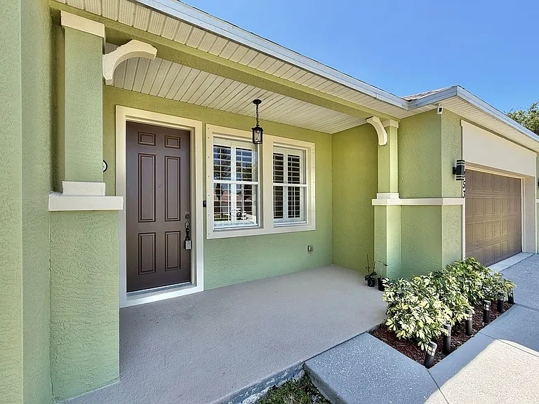 1453 Santa Anna St SE — Photo 4