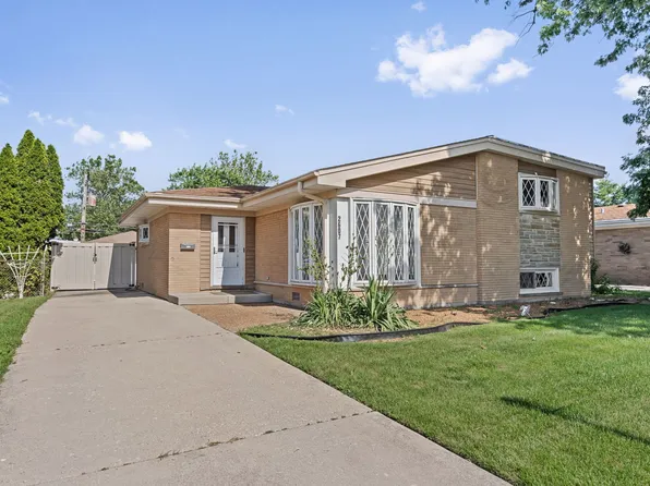 2607 Mayfair Ave, Westchester, IL 60154