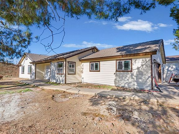 3rd image of 6401 Hubbard Rd