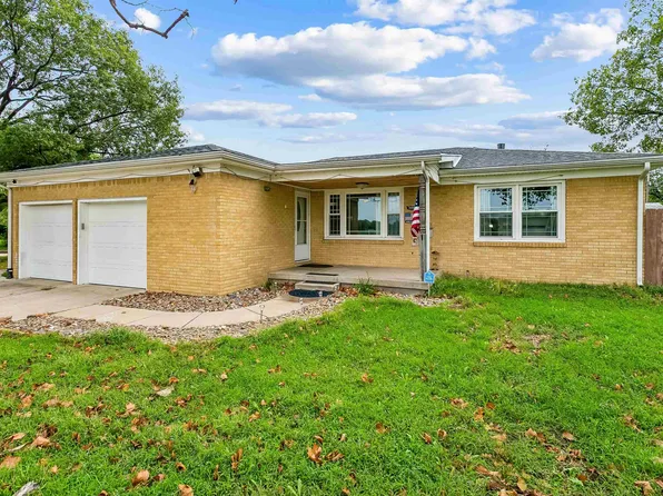 1006 N Dougherty Ave, Wichita, KS 67212