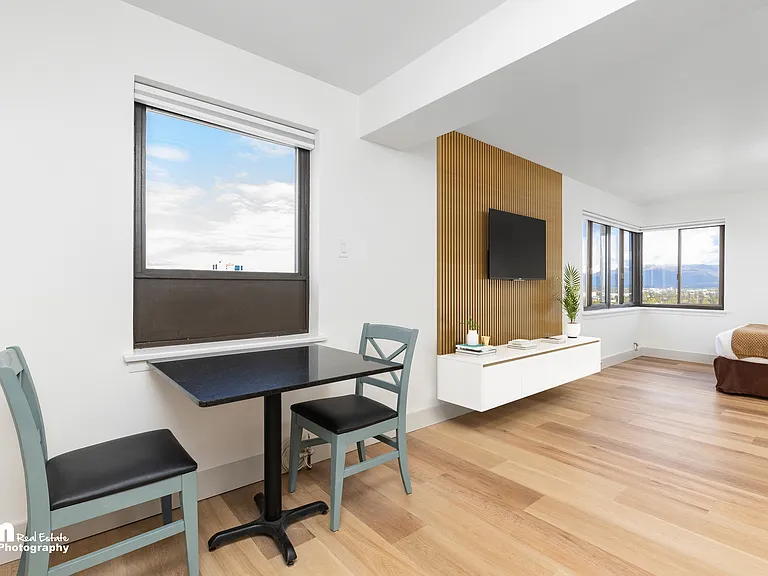 1020 W 12th Ave #1101 — Photo 6