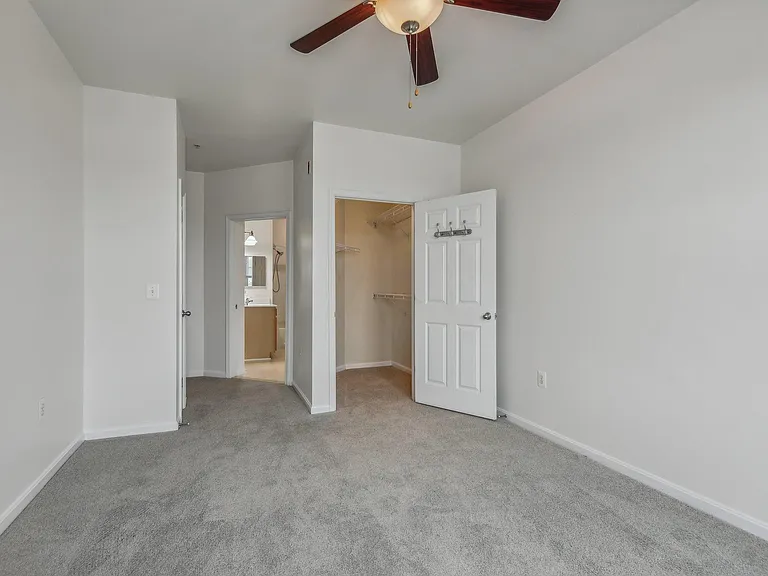 2321 25th St S #411 — Photo 18