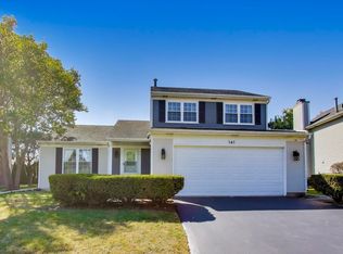 141 Rumsey Pl, Westmont, IL 60559