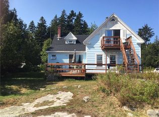 24 Greenhead Ln, Stonington, ME 04681
