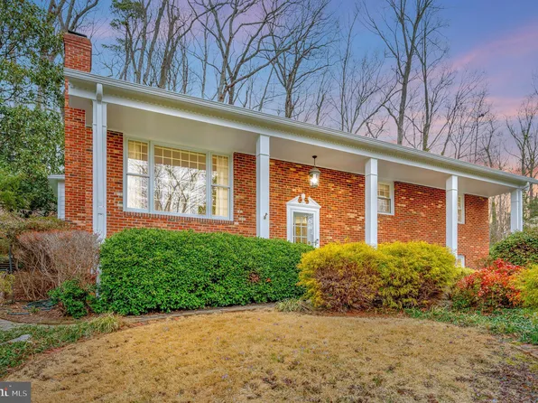 1803 Genther Ln, Fredericksburg, VA 22401