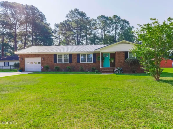 238 Dogwood Drive, Warsaw, NC 28398