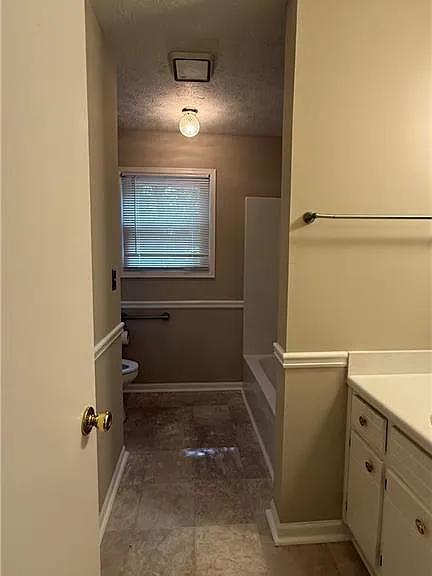 6683 Homestead Rd — Photo 13