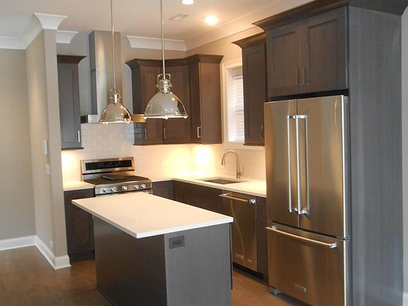 3rd image of 876 W Lill Ave #2C