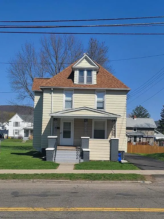 1108 College Ave photo 1