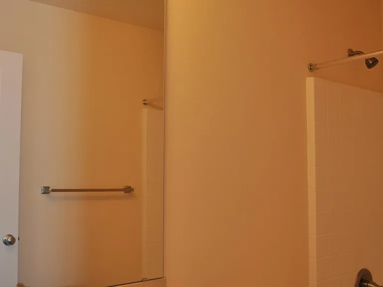 2544 NE Mulberry Walk — Photo 14