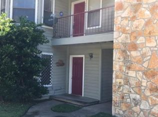 8806 Schick Rd APT D, Austin, TX 78729