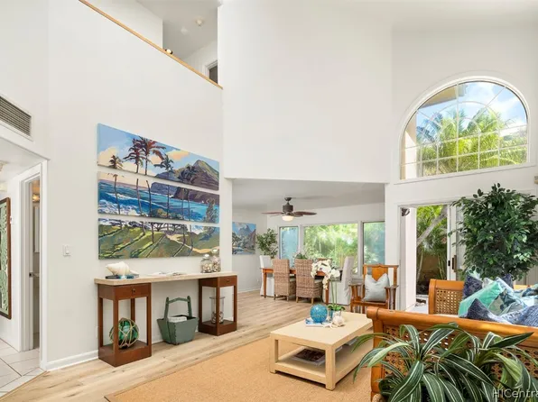 4108 Keanu St, Honolulu, HI 96816