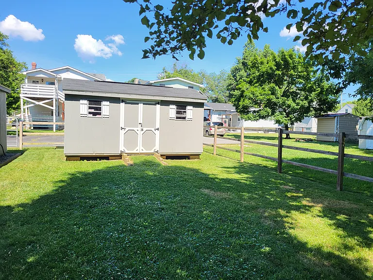 613 Cecil Ave — Photo 16