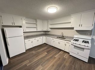 1121 Kitt Pl, Raleigh, NC 27610