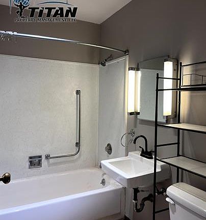 5th image of 143 W Dionne St #6