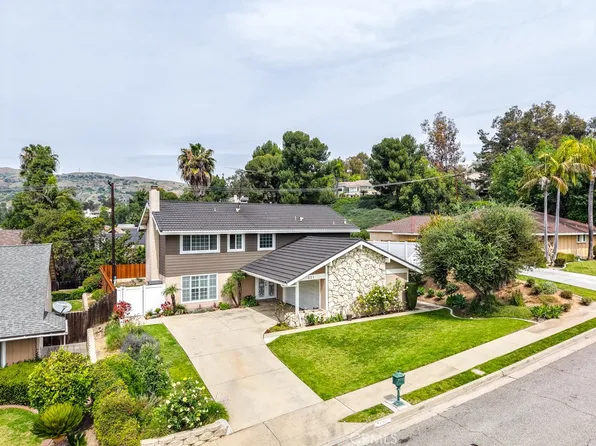 321 Blossom Pl, Brea, CA 92821