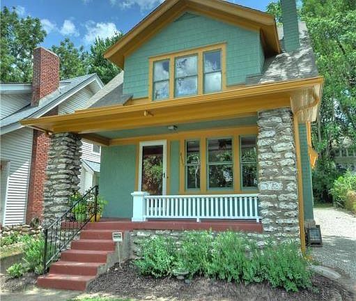 2nd image of 4123 Holmes St