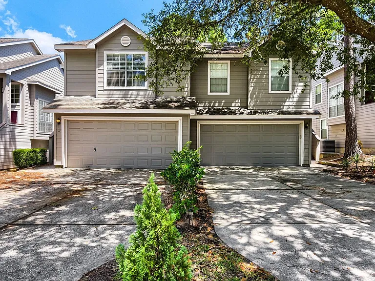 11 Wineberry Pl — Photo 1
