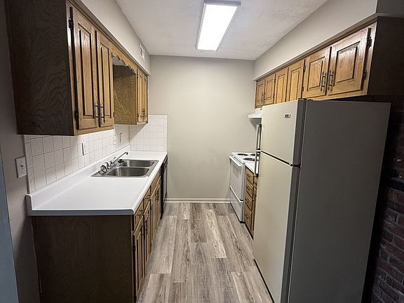 5th image of 820 N Holden St #11551439