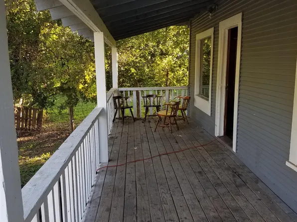 1410D 2nd St, Kerrville, TX 78028