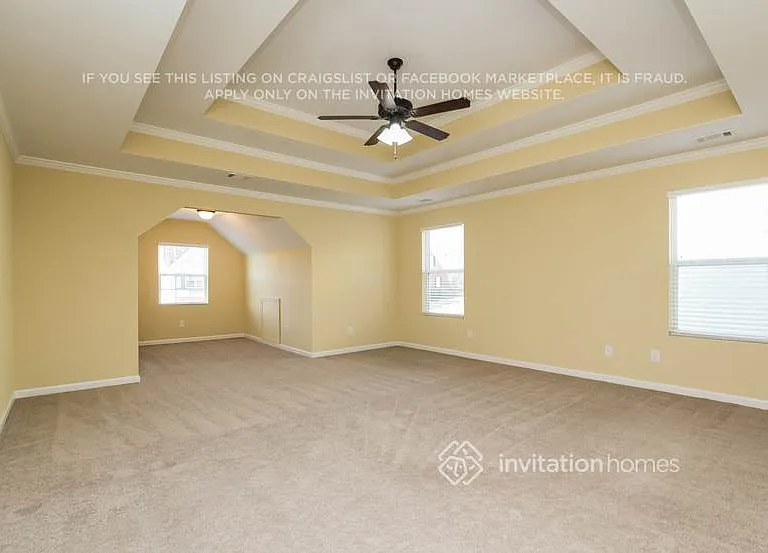 1313 Invermere Dr SE — Photo 7