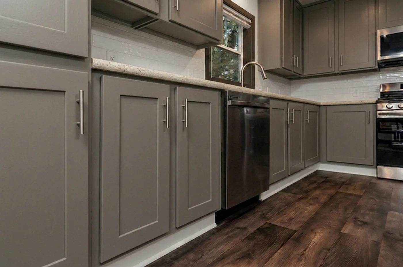 537 Tower View Ave - 4BD 2... — Photo 2