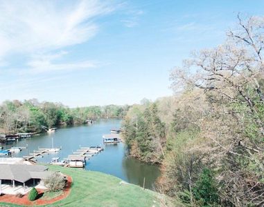 1089 Bluewater Dr, Moneta, VA, 24121