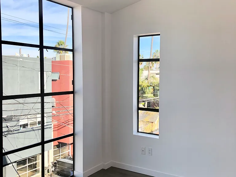 1317 Cabrillo Ave — Photo 22