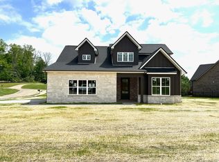 524 McGrath Dr, Smyrna, TN 37167