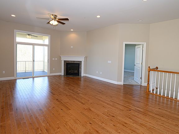 5th image of 7021 Aspen Point Ct