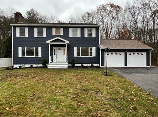 53 Fairview Ave, Dudley, MA 01571