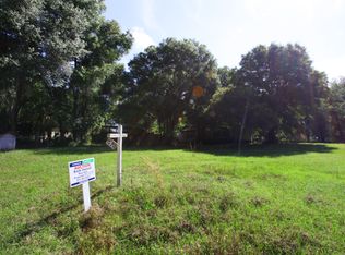 263 Little Orange Lake Dr, Hawthorne, FL 32640