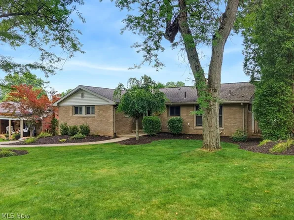 729 Crestwood Ave, Wadsworth, OH 44281