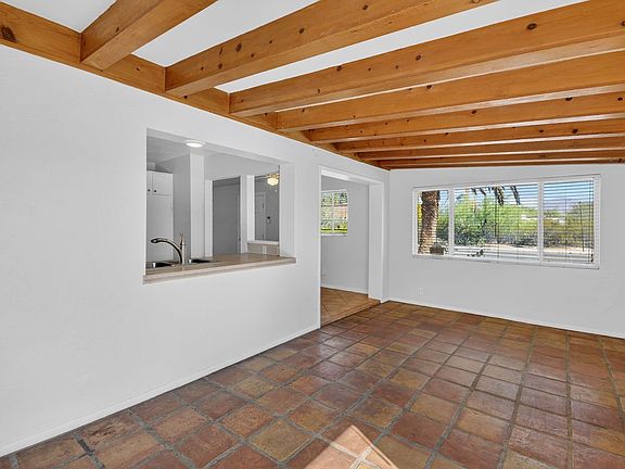 3rd image of 2272 E Blacklidge Dr #2430a4539