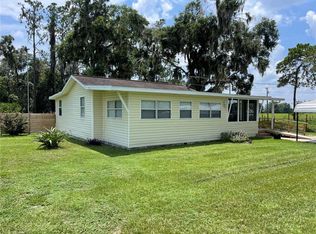1217 County Road 464, Lake Panasoffkee, FL 33538