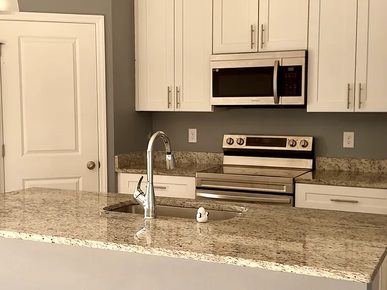 1109 Partridge Ln — Photo 4