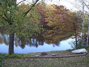 Waterfront of East Thomas Lake
