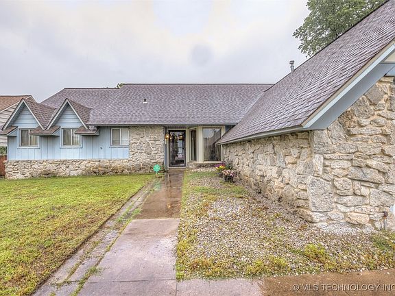 3rd image of 1530 S 69th East Ave