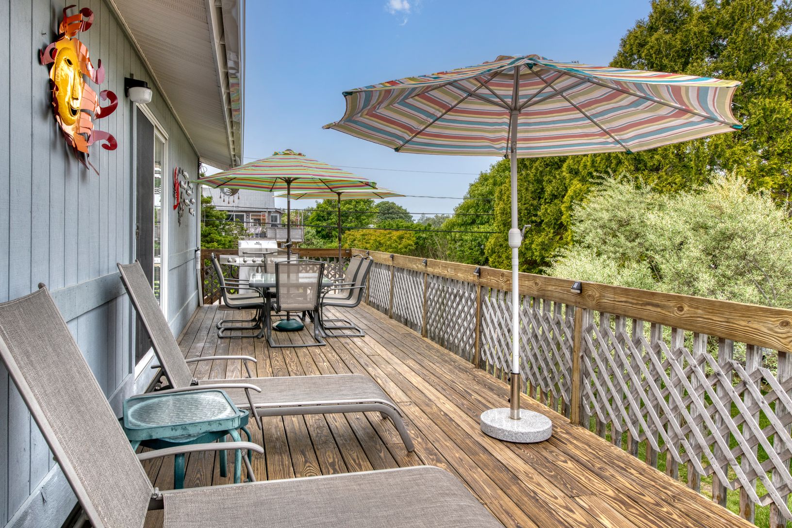  Deck