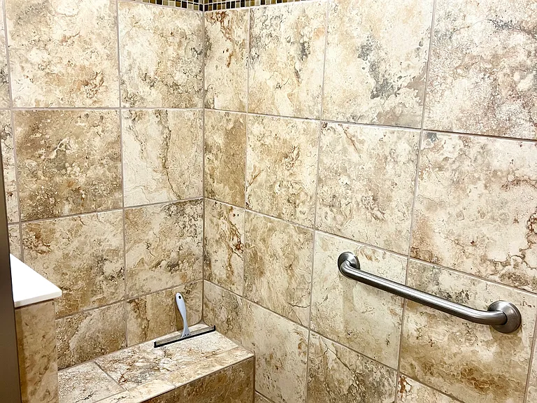 3480 Kewadin Ave — Photo 34