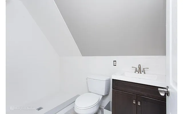 Rented by Douglas Elliman | media 18