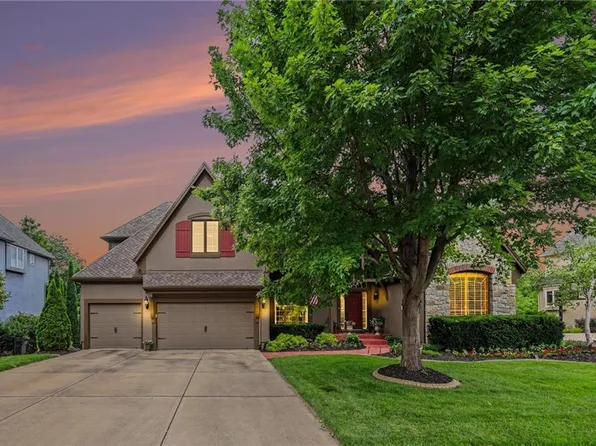 11919 W 139th Ter, Overland Park, KS 66221