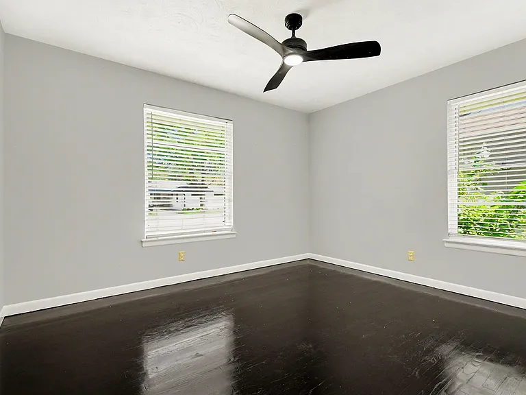 10028 San Lorenzo Dr — Photo 15